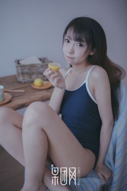 丰满妇女